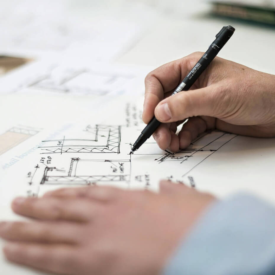 Da 40 anni siamo il punto di riferimento per il mercato immobiliare commerciale